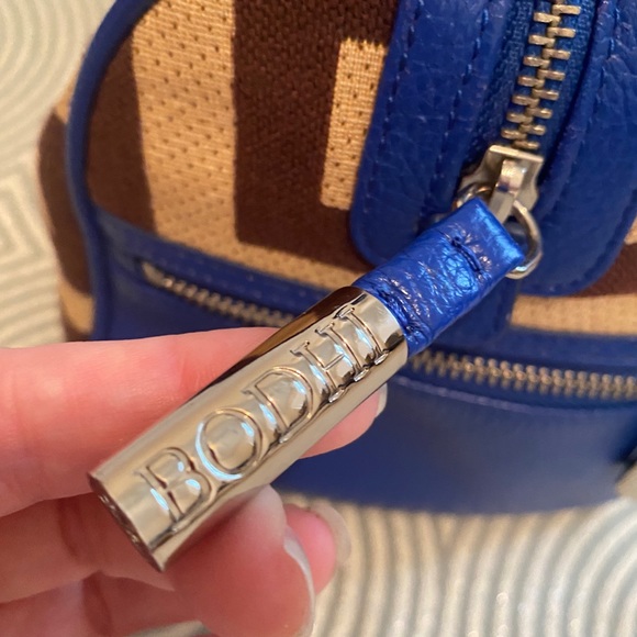 EUC Bodhi Bag with Cover - Picture 6 of 12